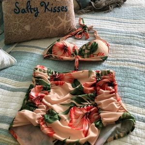 Two 50’s Retro Style Swimsuits😊